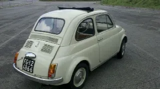 Foto 3 di 4: FIAT  500 ottobulloni