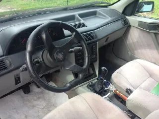 Foto 8 di 9: ALFA ROMEO 155 ts 