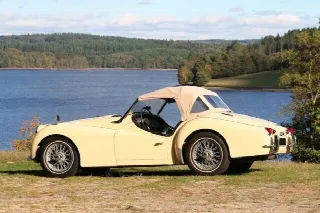 Foto 3 di 4: TRIUMPH TR3A