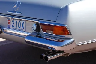 Foto 10 di 25: MERCEDES-BENZ SLPagoda(1963-1971) 280 SL