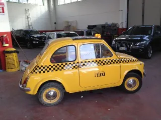 Foto 1 di 7: FIAT 500 500f   