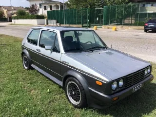 Foto 1 di 9: Volkswagen Golf GTI ZENDER 