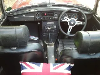 Foto 5 di 6: MG B roadster 1.8