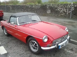 Foto 2 di 6: MG B roadster 1.8