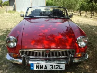 Foto 6 di 6: MG B roadster 1.8