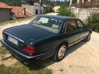 Foto 5 di 9: JAGUAR XJ 6