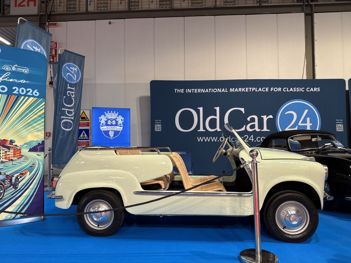 Le auto dei VIP della dolce vita nello stand OldCar24 a Milano Autoclassica