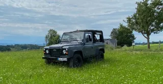 Foto 3 di 8: LAND ROVER Defender (1984-)   90