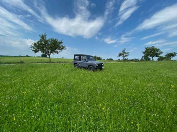 LAND ROVER Defender (1984-)   90