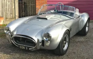 Foto 2 di 10: SHELBY Cobra 427