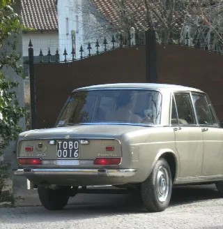 Foto 3 di 3: LANCIA Flavia FLAVIA LX 1.8