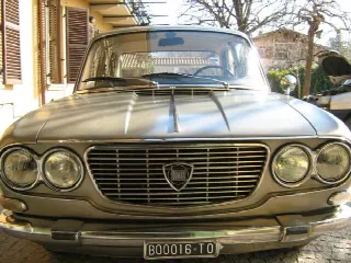 Foto 2 di 3: LANCIA Flavia FLAVIA LX 1.8