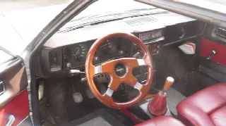 Foto 8 di 10: LANCIA Beta spyder zagato 1.6