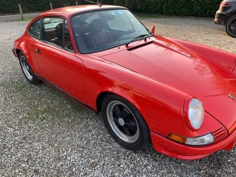 PORSCHE 911(1963-1973) 2400 S