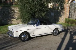 Foto 4 di 4: FIAT 1500 Spider Europa 