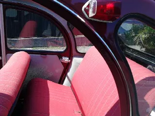 Foto 5 di 8: CITROEN 2 CV prima serie con portiere antivento e terzo finestrino laterale. Frizione centrifuga 