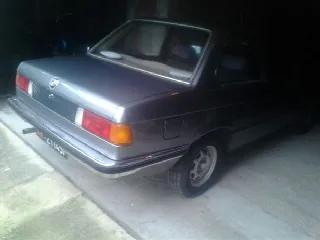 Foto 2 di 5: BMW 315 90ps  Vendo Scambio con e21 e30 z3 cabrio   