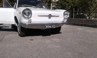Foto 25 di 26: FIAT 850 SPORT 