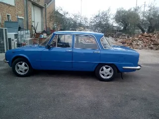 Foto 3 di 6: ALFA ROMEO Giulia super 1300 