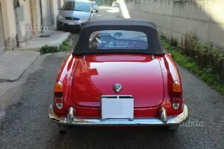 Foto 2 di 10: ALFA ROMEO Giulietta Spider 