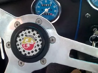 Foto 5 di 6: FIAT 500 500l replica Abarth  