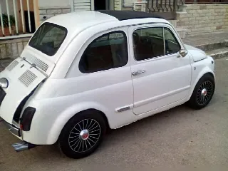 Foto 3 di 6: FIAT 500 500l replica Abarth  