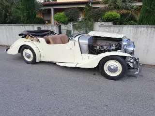 Foto 20 di 23: ASTON MARTIN Lagonda(1974-2017) Lagonda cabrio anno 1955  