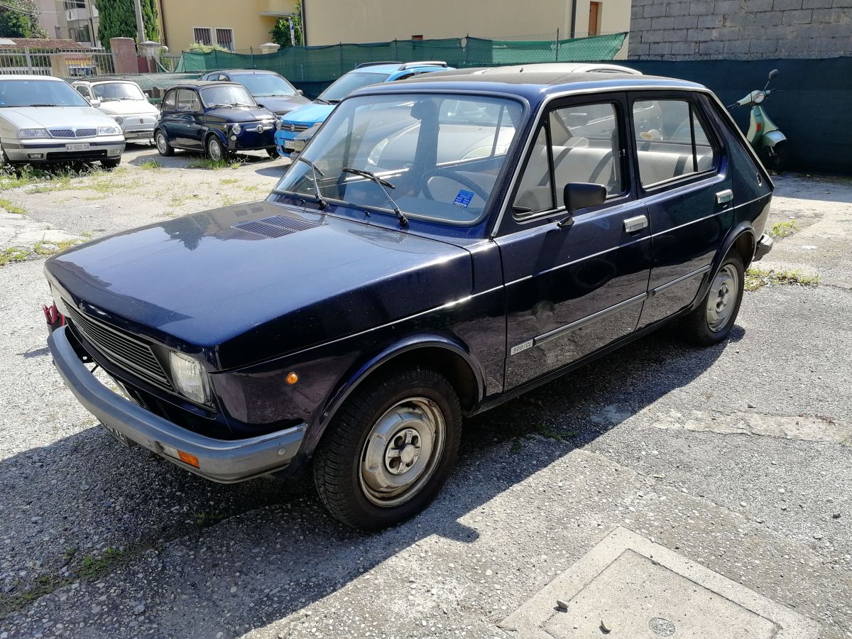 FIAT 127 CL900 4P 
