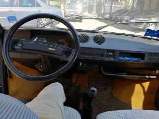 Foto 5 di 5: FIAT 127 CL900 4P 