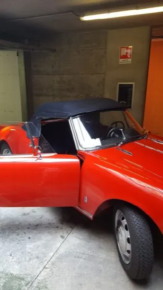 Foto 9 di 18: ALFA ROMEO 1300 Spider   