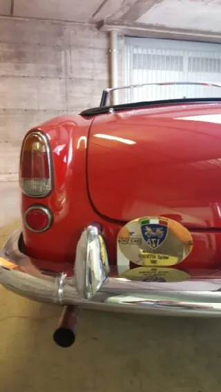 Foto 2 di 18: ALFA ROMEO 1300 Spider   