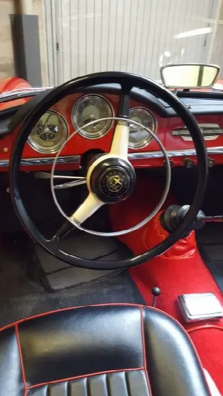 Foto 5 di 18: ALFA ROMEO 1300 Spider   