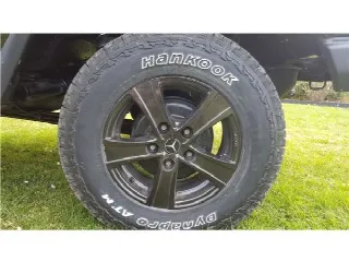 Foto 5 di 5: MERCEDES-BENZ G 250 