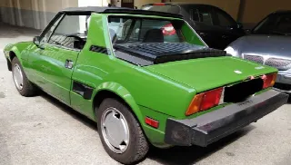 Foto 2 di 8: FIAT X1/9 1.3 4 Marce USA 