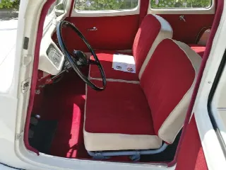 Foto 7 di 9: CITROEN Traction Avant    11B