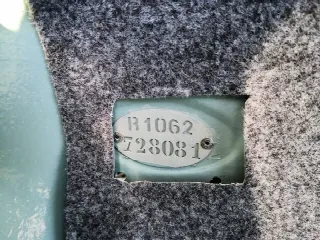 Foto 7 di 9: RENAULT 4CV R1062