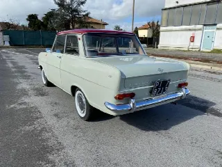 Foto 2 di 9: OPEL Kadett L 