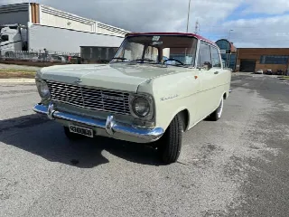 Foto 1 di 9: OPEL Kadett L 