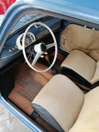 Foto 2 di 2: FIAT 600 750