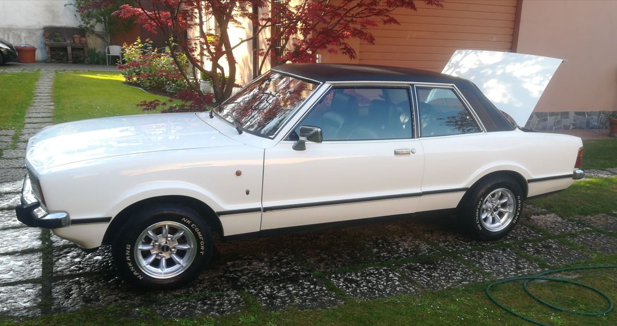FORD Cortina Coupé