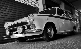 Foto 3 di 3: LOTUS CortinaMkI  