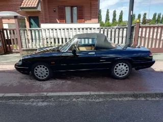 Foto 5 di 9: ALFA ROMEO Duetto Serie 4 2.0i  