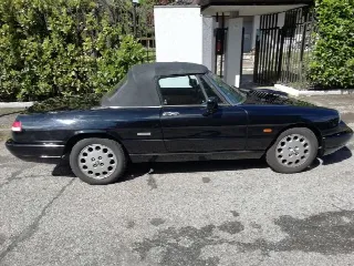 Foto 7 di 9: ALFA ROMEO Duetto Serie 4 2.0i  