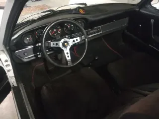 Foto 6 di 6: PORSCHE 911(1963-1973) 2.4 T Targa   