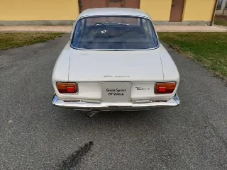 Foto 5 di 20: ALFA ROMEO Giulia GT 1600 VELOCE