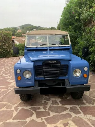 Foto 1 di 5: LAND ROVER SANTANA 88 serie 3 