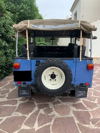 Foto 3 di 5: LAND ROVER SANTANA 88 serie 3 