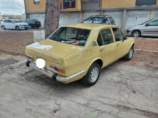 Foto 2 di 7: ALFA ROMEO Alfetta 1800