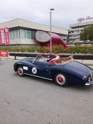 Foto 4 di 10: FIAT 1100 Decapotabile  