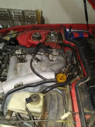 Foto 3 di 6: PORSCHE 944 turbo 220 hp 